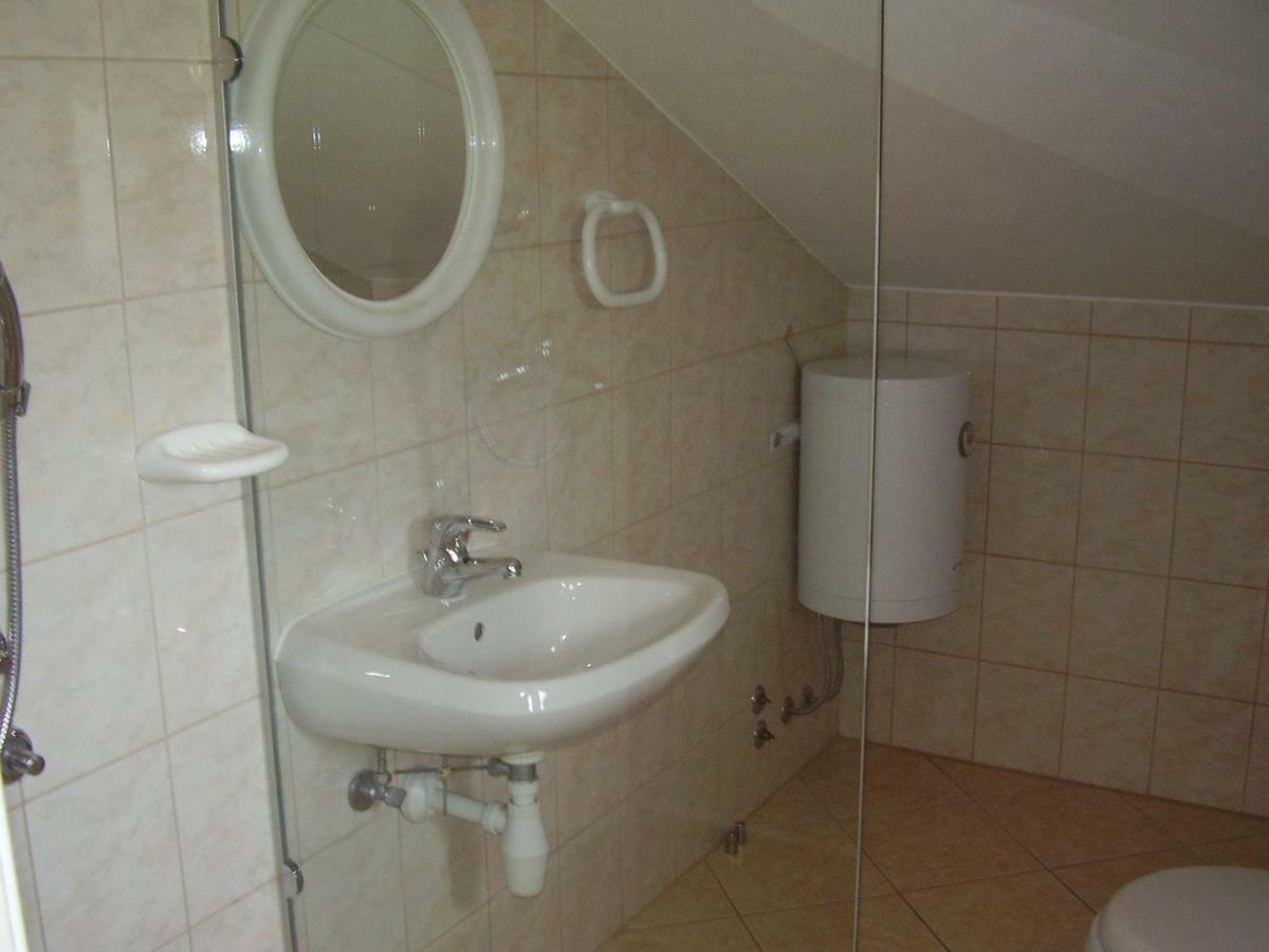 Apartments Andela Светі Филип-і-Яков Екстер'єр фото