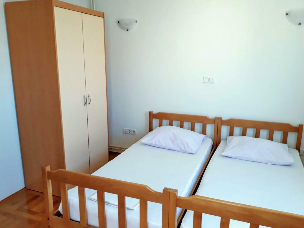 Apartments Andela Светі Филип-і-Яков Екстер'єр фото