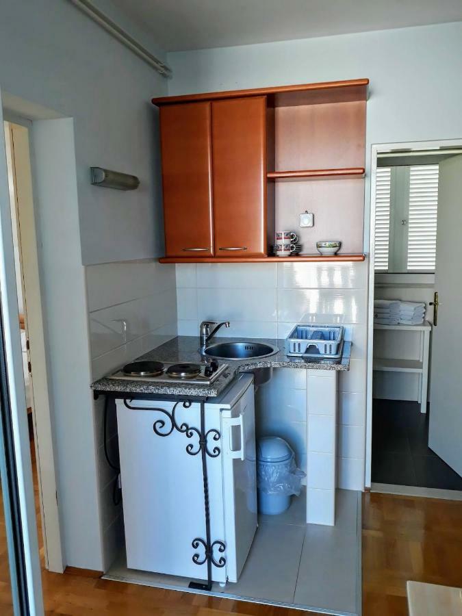 Apartments Andela Светі Филип-і-Яков Екстер'єр фото